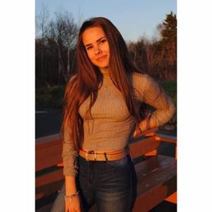 Meet your Posher, Megan